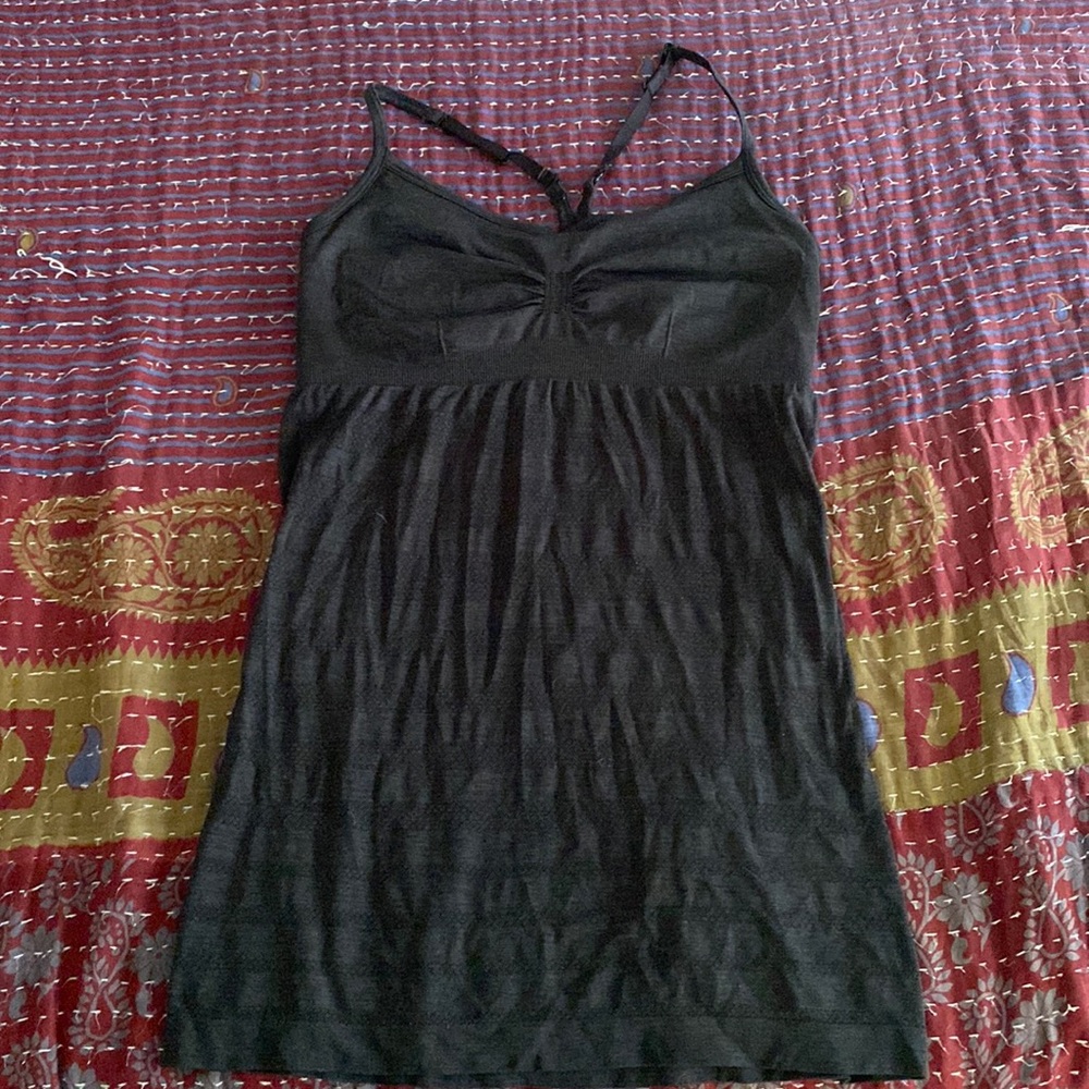 lululemon tank
